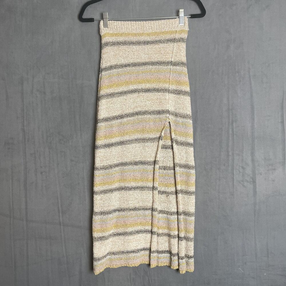 Sadie Sink Pull & Bear Skirt Womens Small Beige Yellow Striped Knit Midi Slit S